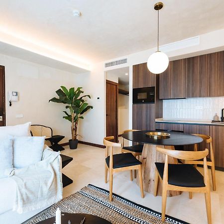 Apartamentos La Vistosona Севиля Екстериор снимка