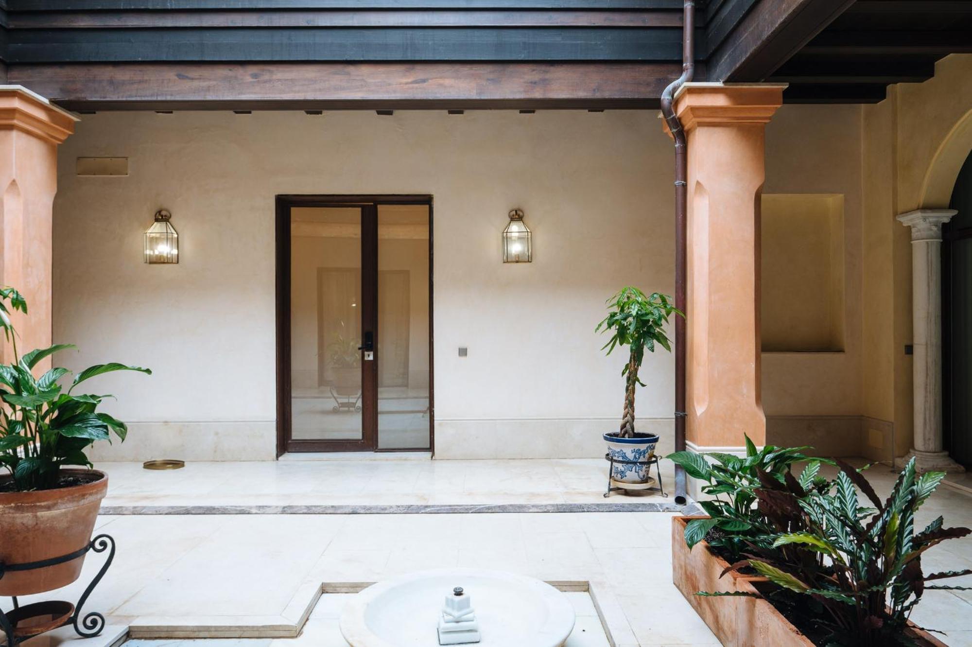 Apartamentos La Vistosona Севиля Екстериор снимка