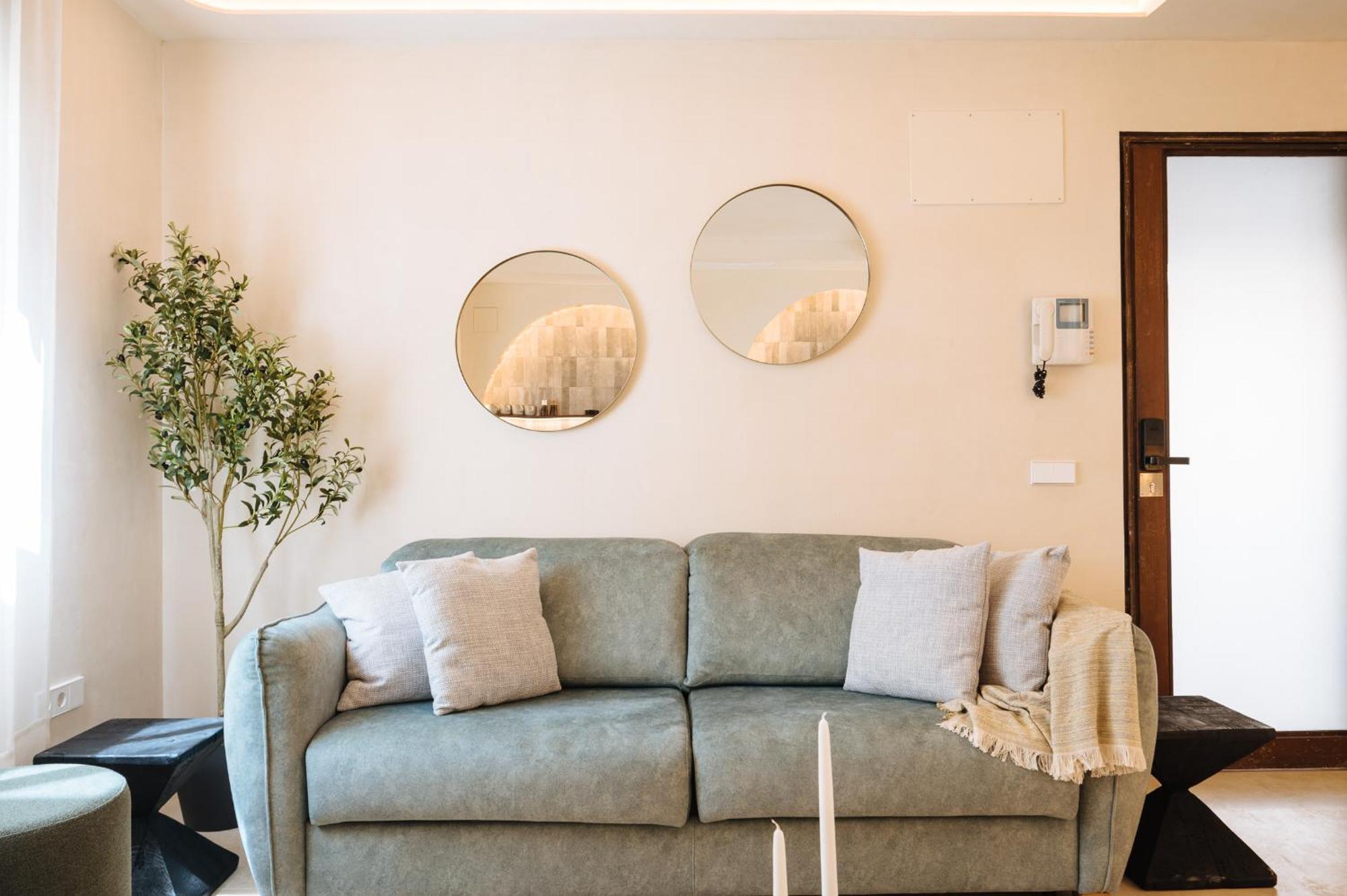 Apartamentos La Vistosona Севиля Екстериор снимка