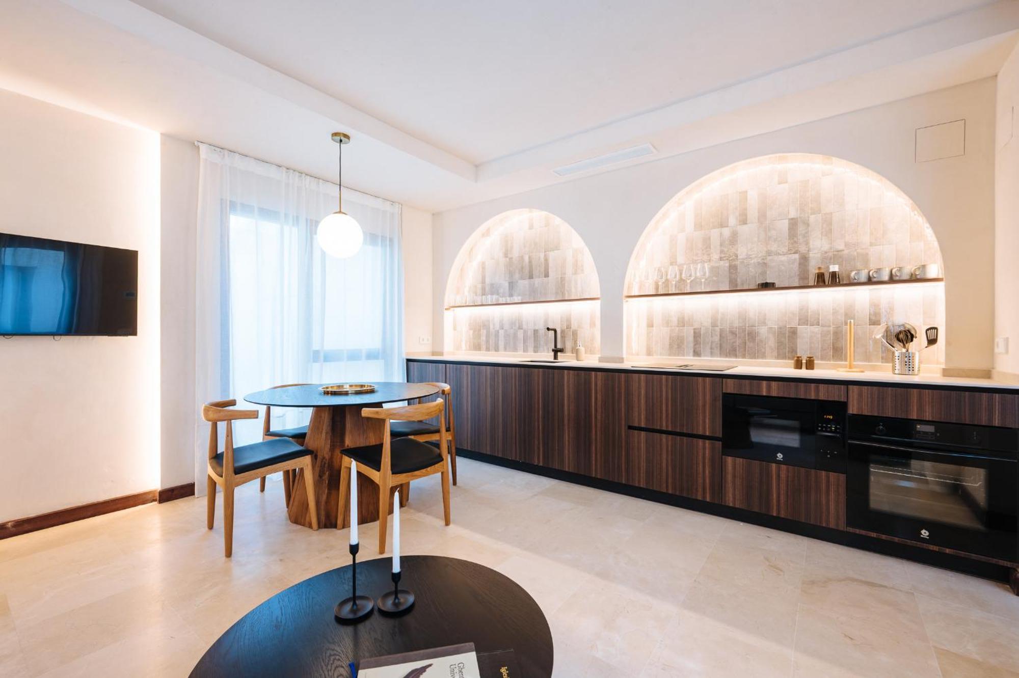 Apartamentos La Vistosona Севиля Екстериор снимка