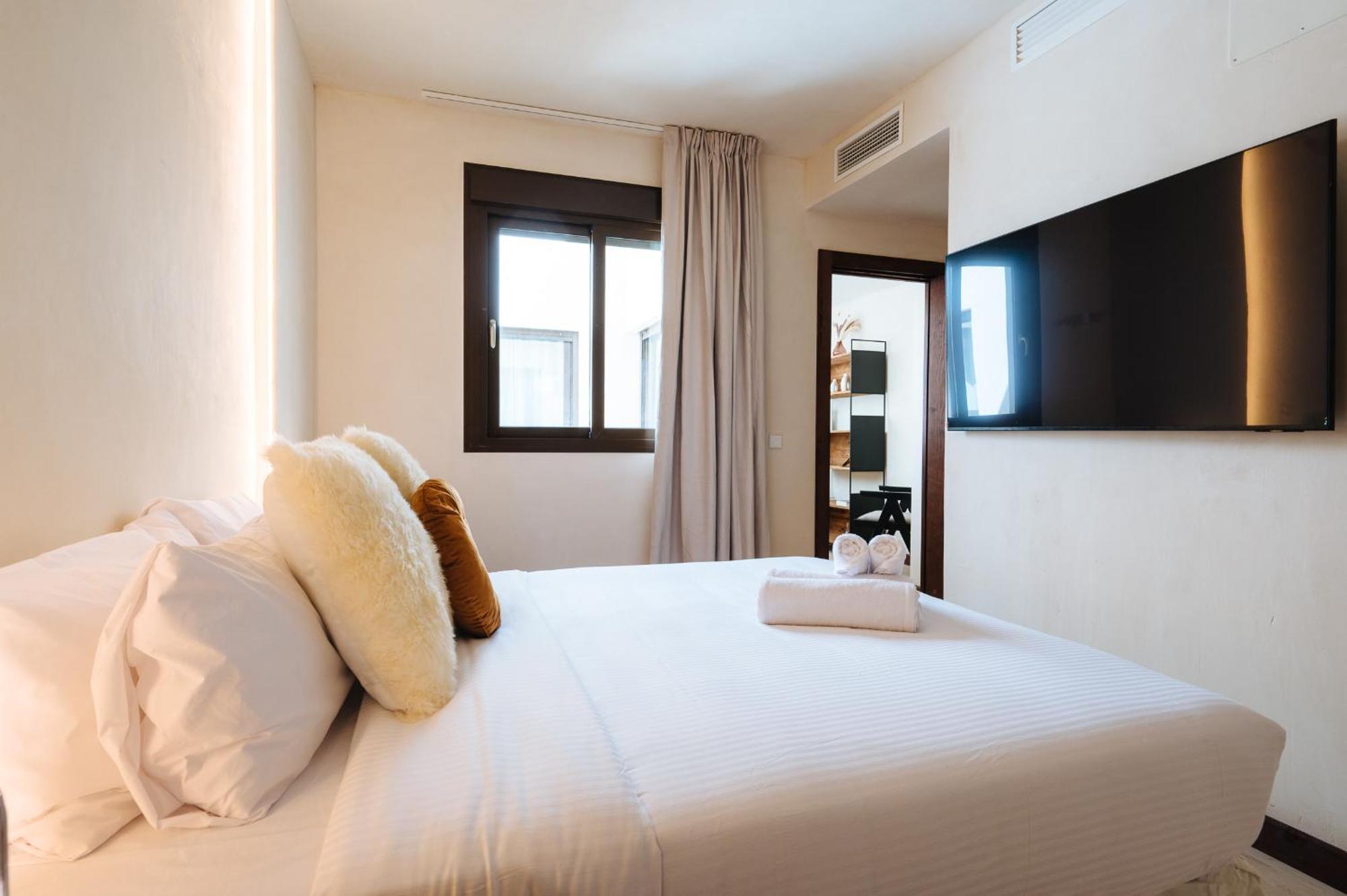 Apartamentos La Vistosona Севиля Екстериор снимка